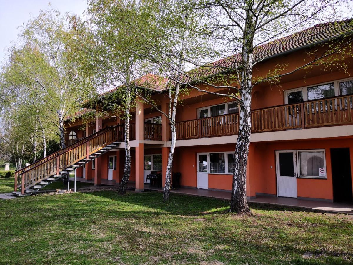 Laguna Panzio Гардонь Екстер'єр фото